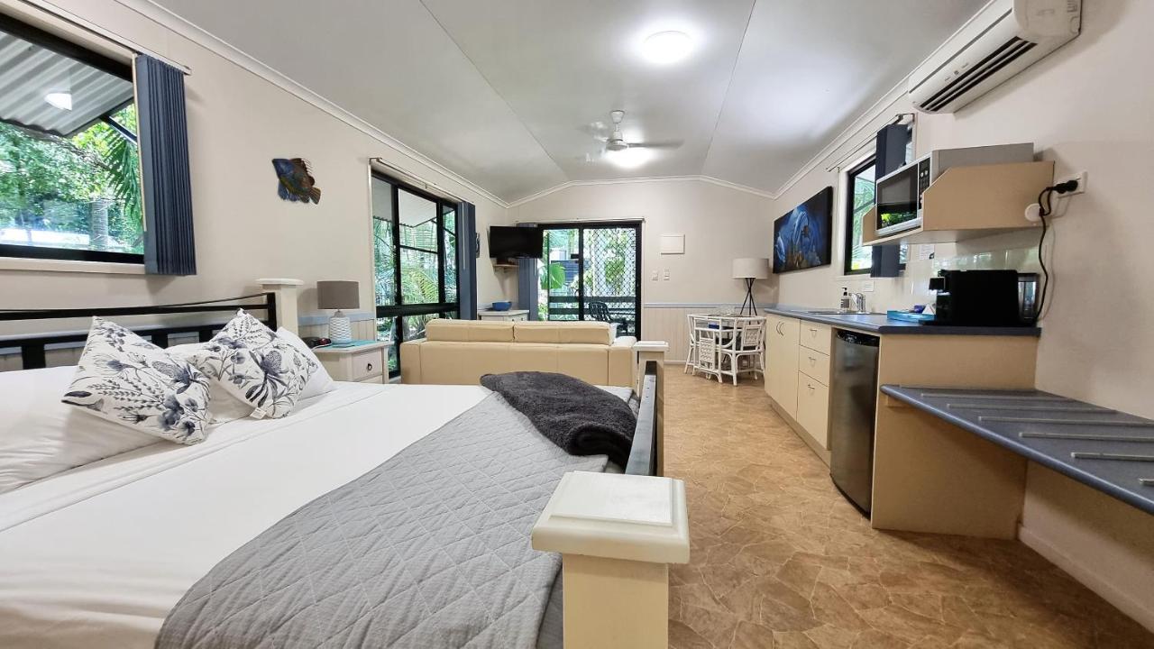 Boutique Bungalows Мишен-Бич Экстерьер фото